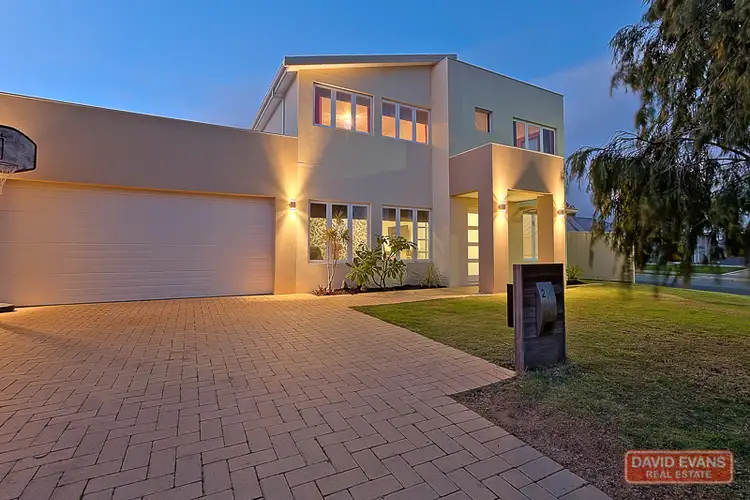 2 Lorne Bend, Secret Harbour WA 6173