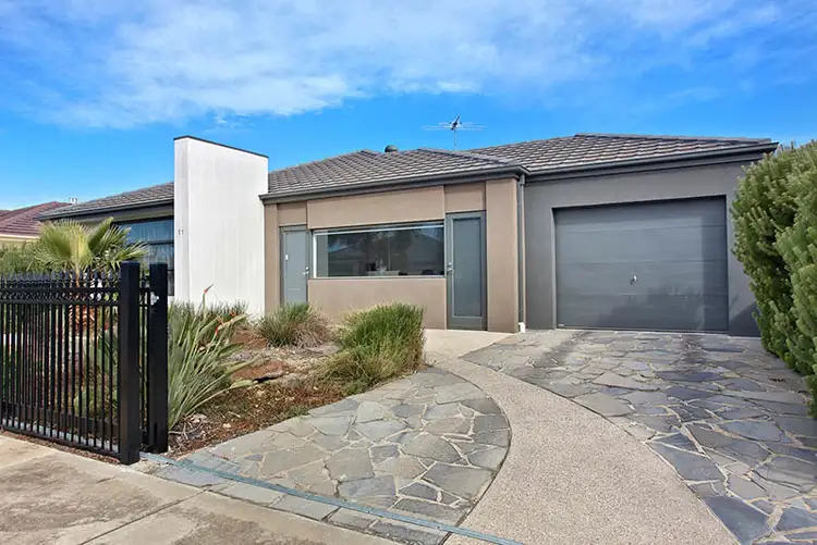 Second view of Homely house listing, 21 Springwater Drive, Lara VIC 3212