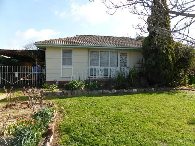 104 Close Street, Parkes NSW 2870