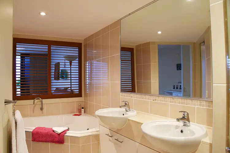 Seventh view of Homely unit listing, Unit 7, 558 Esplanade, Urangan QLD 4655