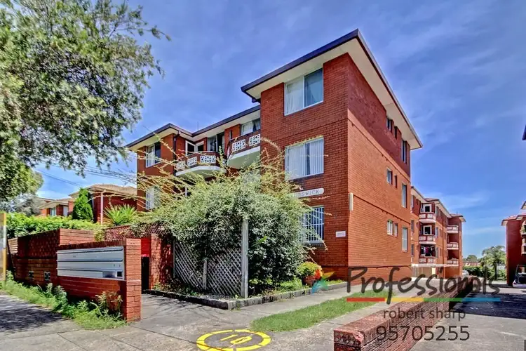 15/7 Phillip Street, Roselands NSW 2196