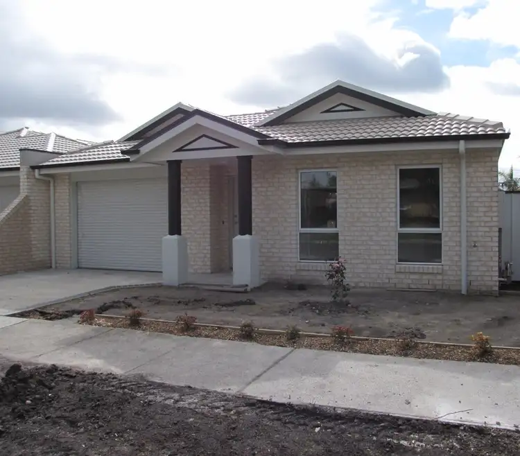 1A Carbine Street, Moe VIC 3825