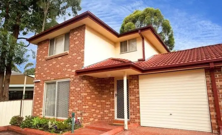 18/11-15 Greenfield Road, Greenfield Park NSW 2176