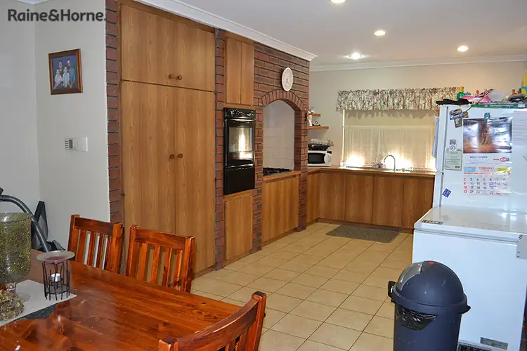 67 Dale Road, Armadale WA 6112