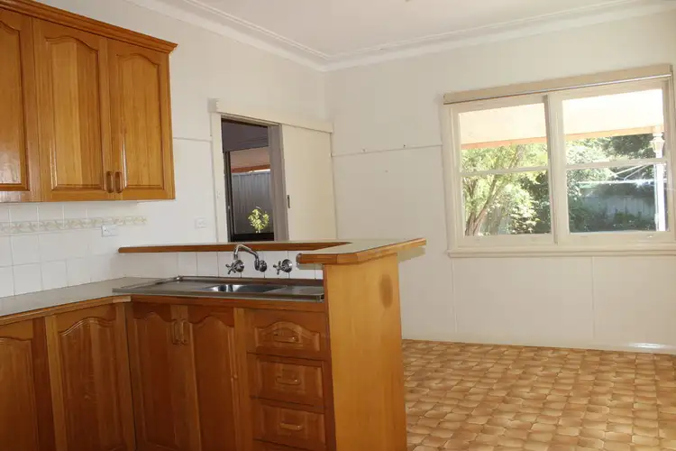 Sixth view of Homely house listing, 8 Upper Street, Tamworth NSW 2340