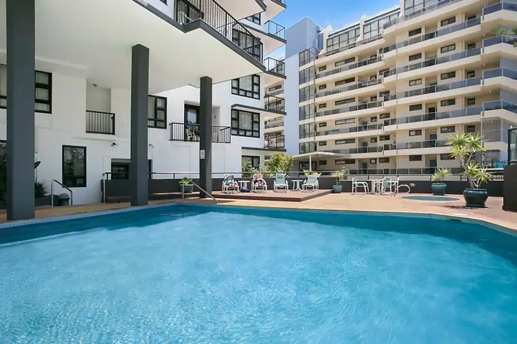 507 'Neptune Resort' 30 Surf Parade, Broadbeach QLD 4218