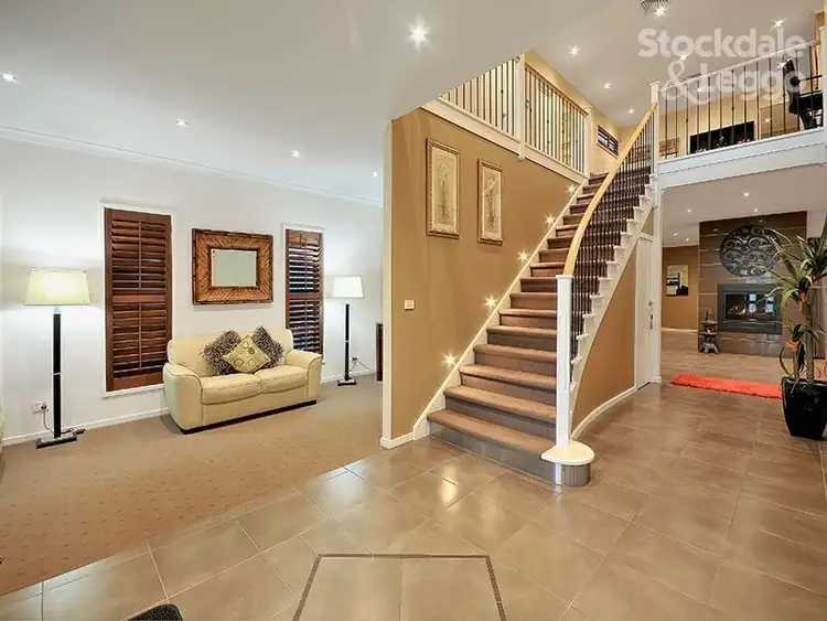 Second view of Homely house listing, 7 Terrick Court (Greenvale Lakes), Greenvale VIC 3059
