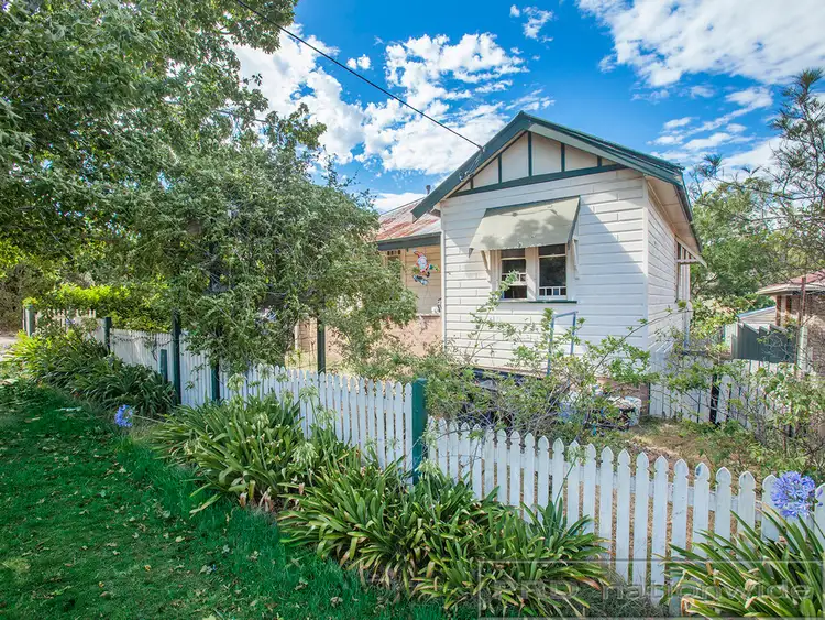 7 Thompson Street, East Maitland NSW 2323