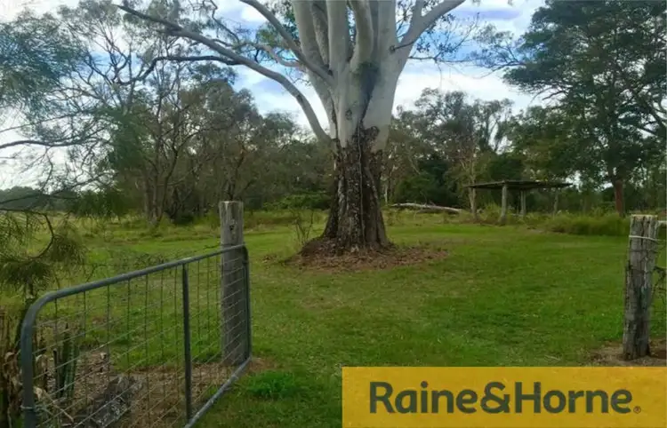 658 Beachmere Road, Beachmere QLD 4510