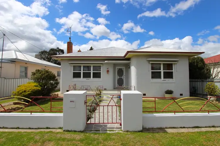 90 Bant Street, South Bathurst NSW 2795