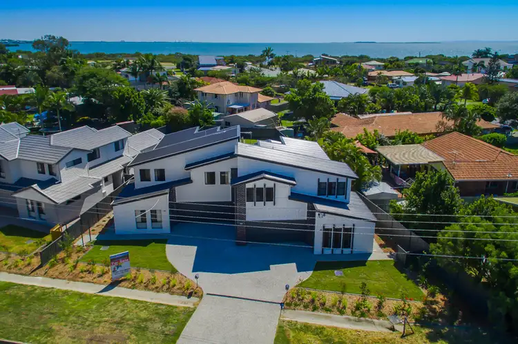 31 Ruth Street, Birkdale QLD 4159