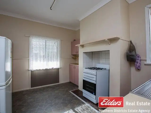Fifth view of Homely house listing, 18 Porter Street, Collie WA 6225