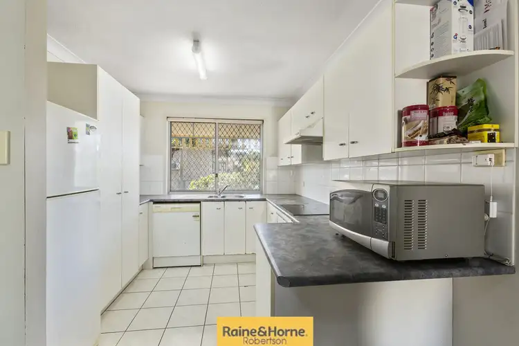 Sixth view of Homely townhouse listing, 17/9 Lawrence Close, Robertson QLD 4109