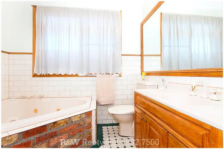 Sixth view of Homely house listing, 75 Aminta Crescent, Hassall Grove NSW 2761