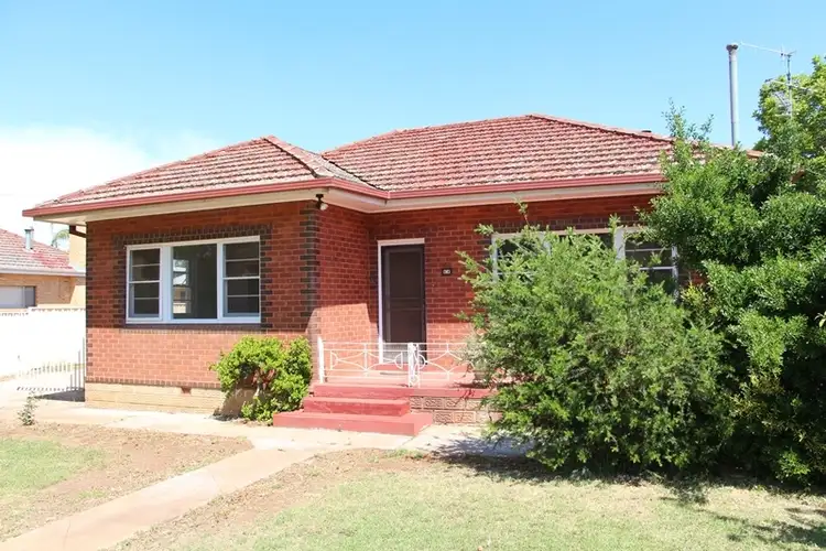 64 Bromfield Street, Griffith NSW 2680