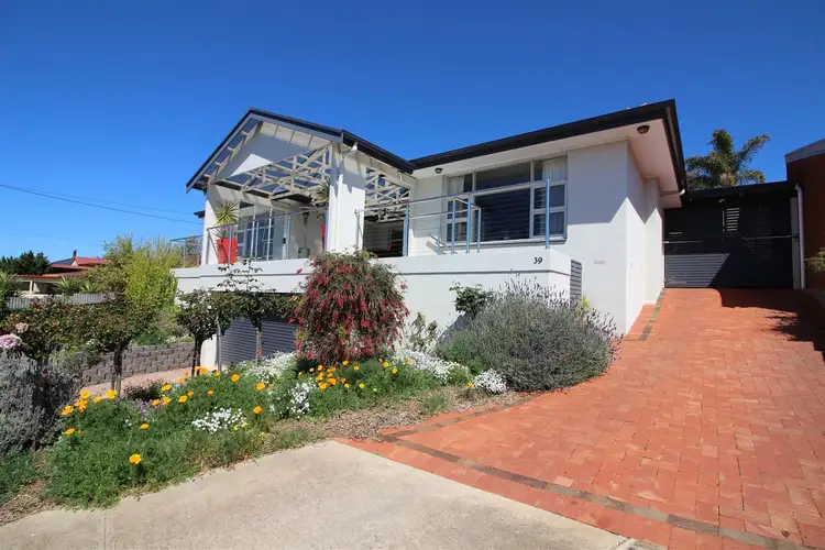 39 Gledstanes Terrace, Port Lincoln SA 5606