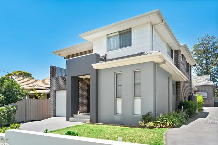 1/65 Woodbine Street, Yagoona NSW 2199