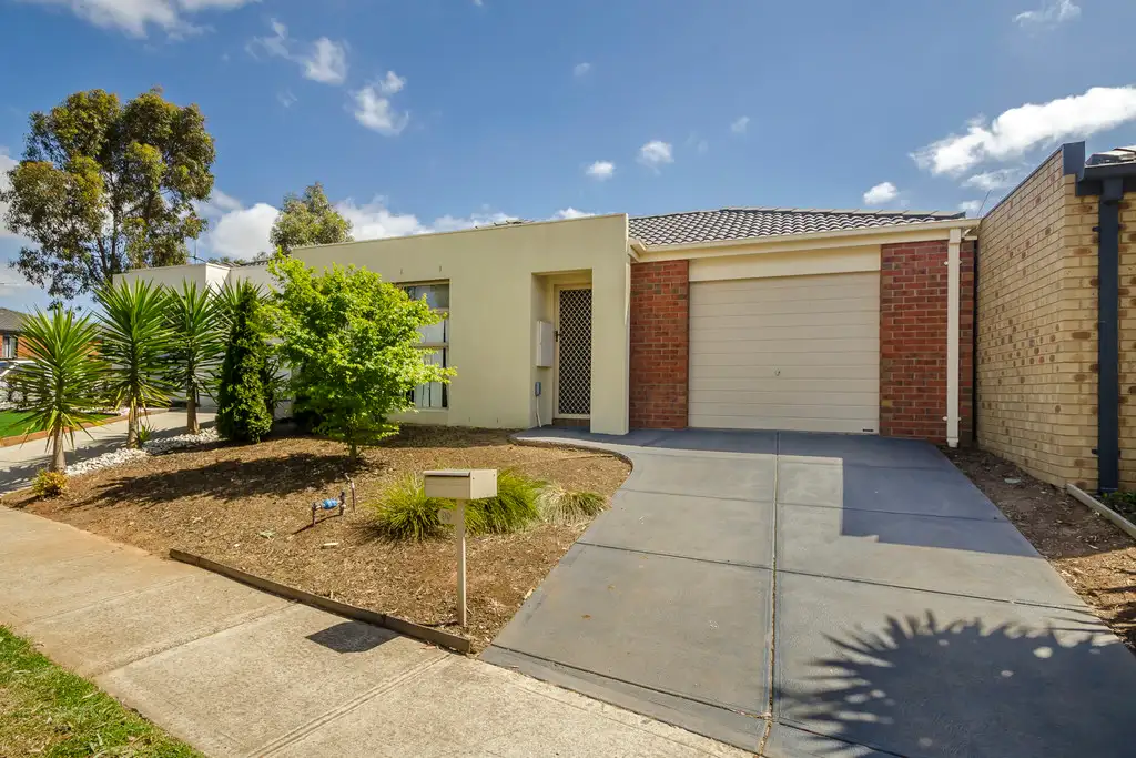 Main view of Homely house listing, 90 Edgevale Way, Tarneit VIC 3029