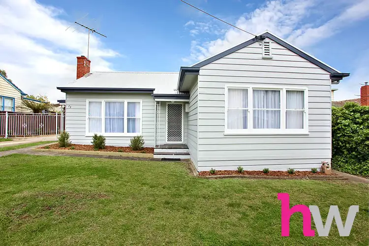 13 Bellarine Hwy, Newcomb VIC 3219