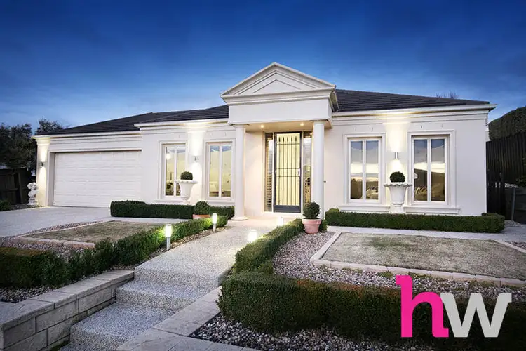16 Exmoor Close, Highton VIC 3216