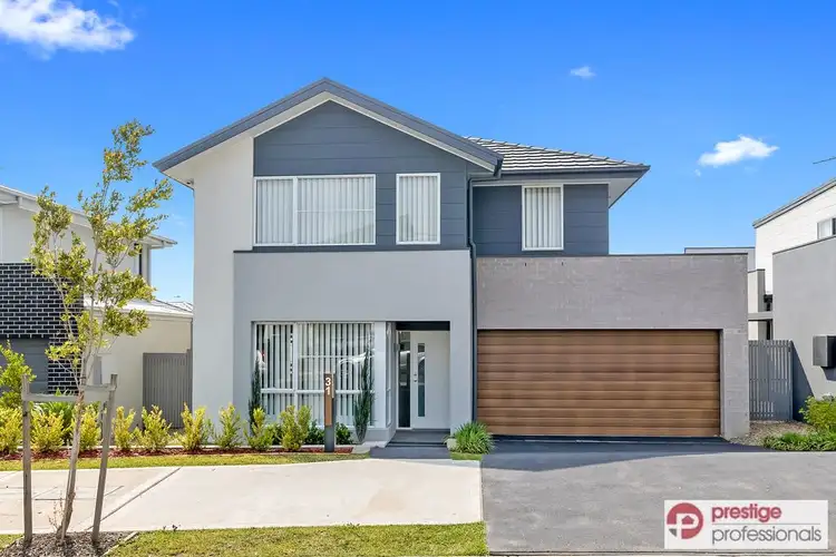 31 Greenview Drive, Moorebank NSW 2170