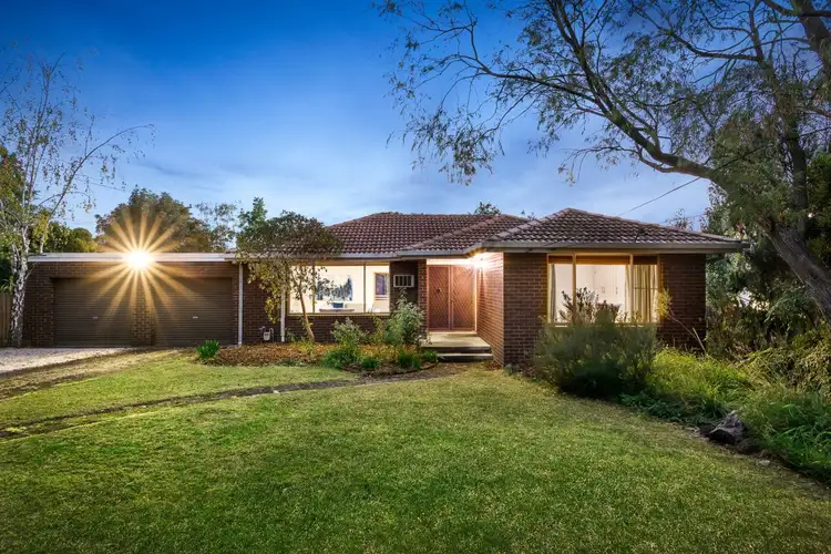 5 Sevenoaks Avenue, Croydon VIC 3136