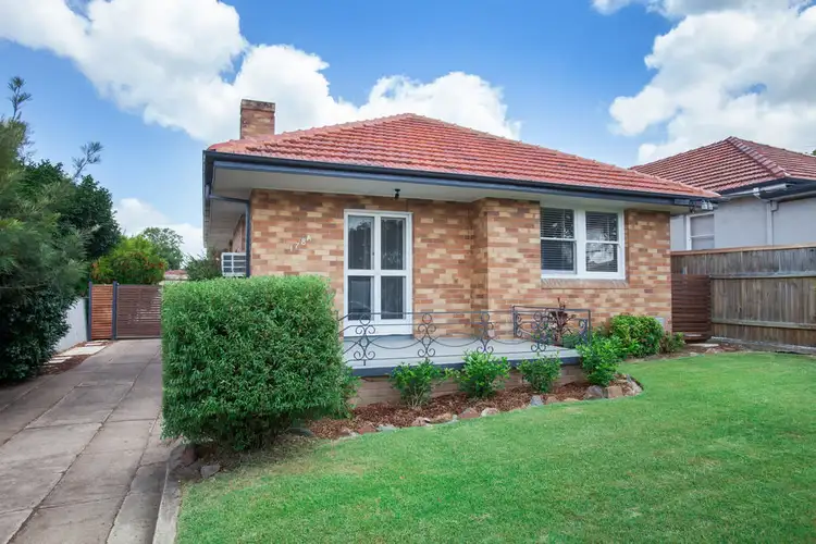 178a High Street, East Maitland NSW 2323
