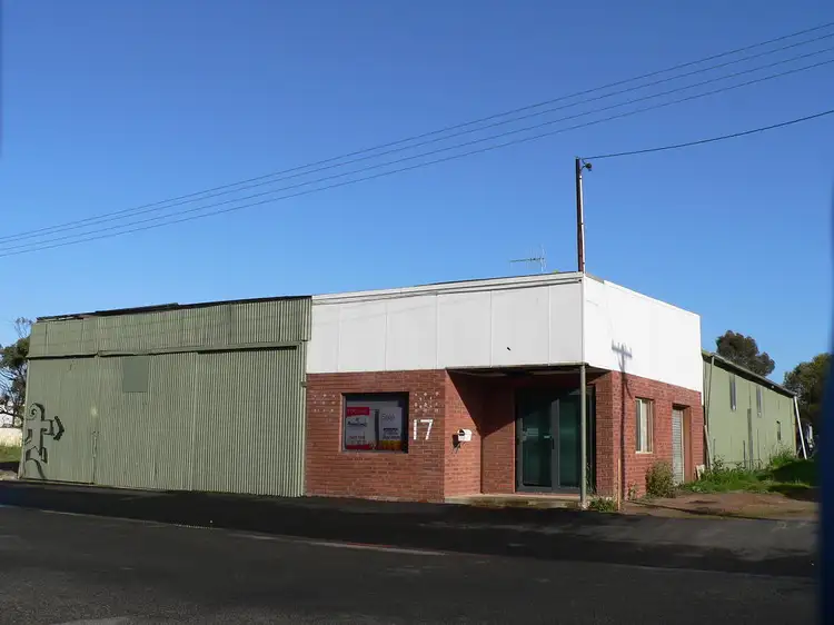 17 Park Street, Katanning WA 6317