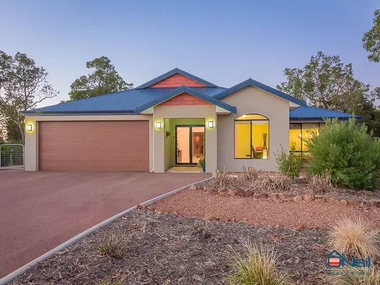 4 Vellender Road, Bedfordale WA 6112