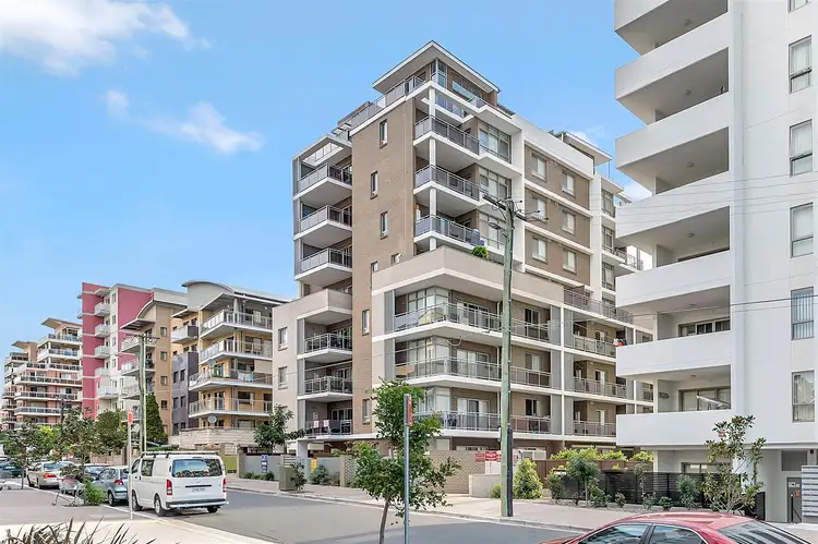 15/3 Browne Parade, Warwick Farm NSW 2170