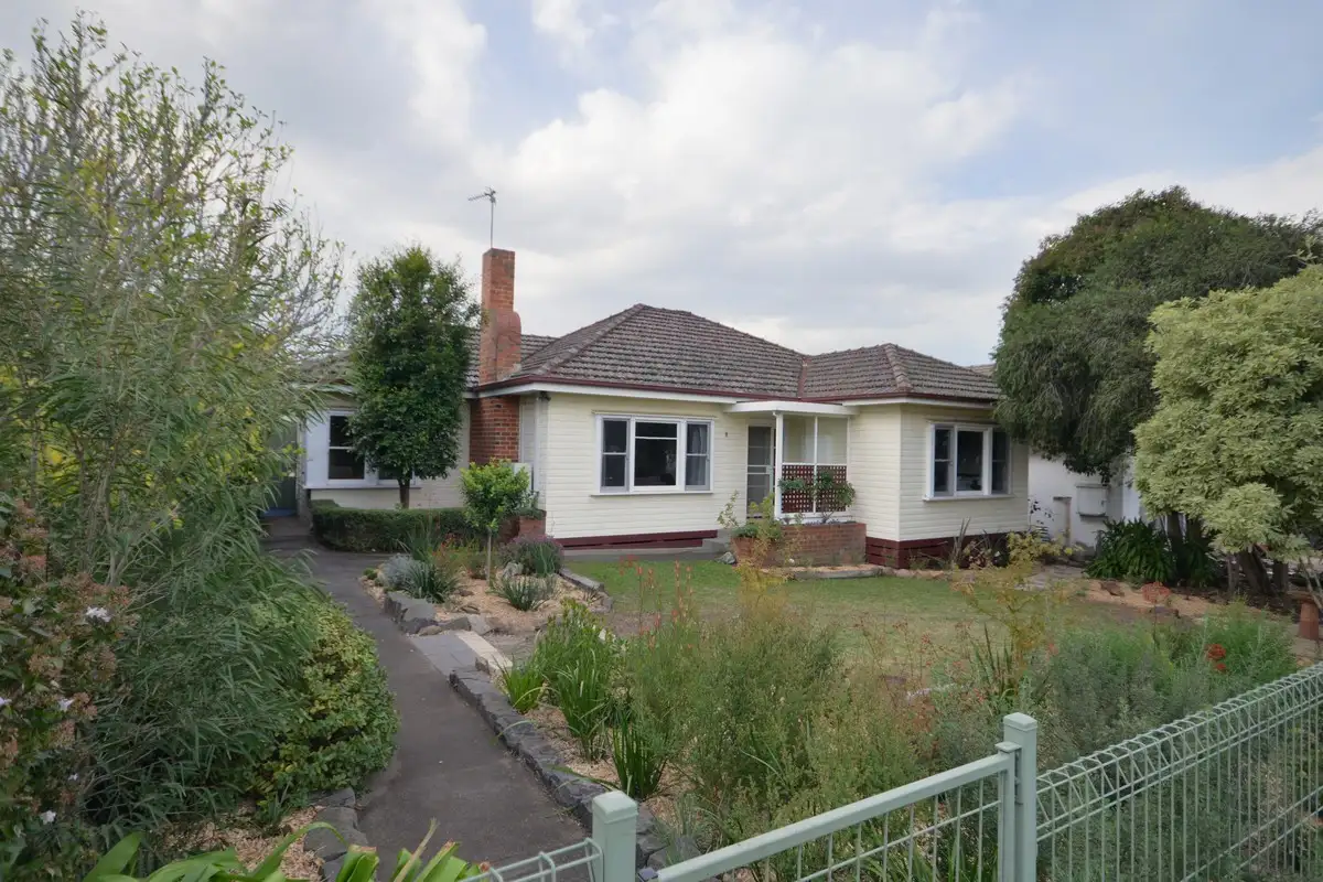 Main view of Homely house listing, 8 Moroney Street, Bairnsdale VIC 3875