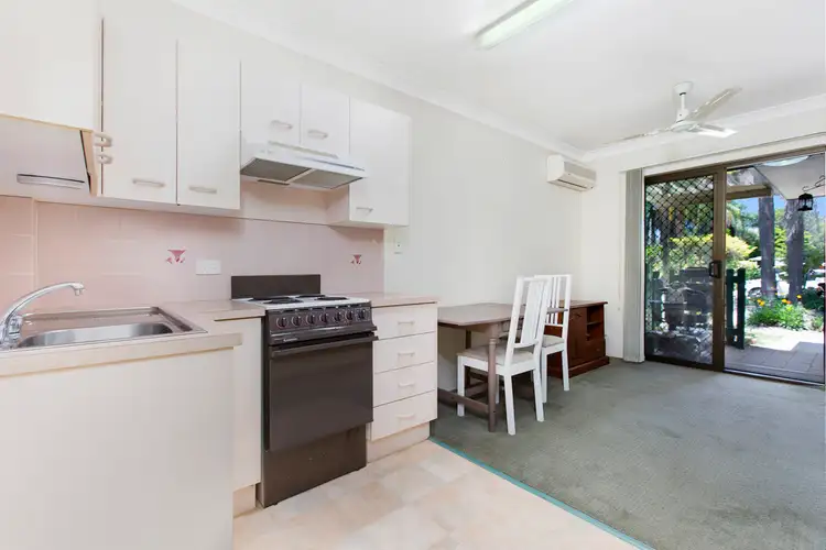 Sixth view of Homely unit listing, 20/15 Carmichael Court, Wynnum West QLD 4178