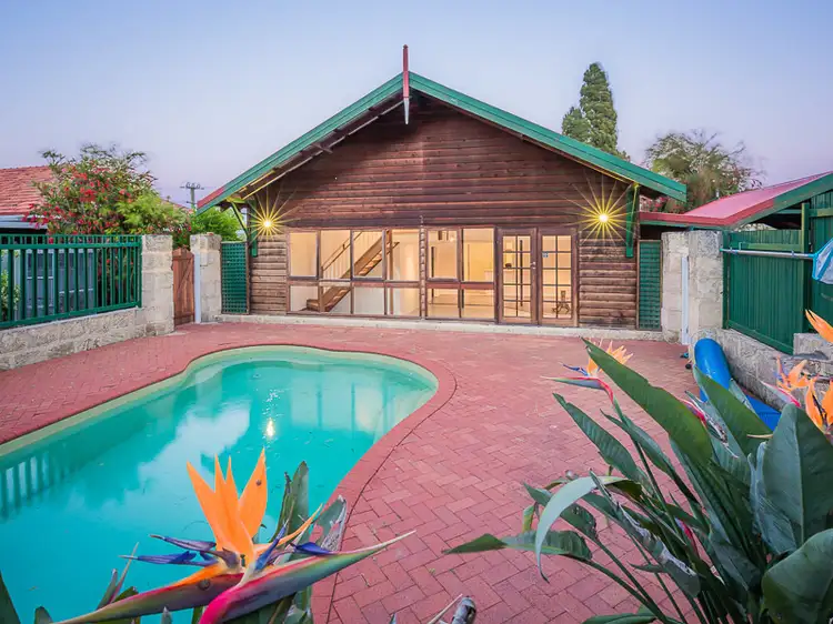 88 South West Highway, Mount Richon WA 6112