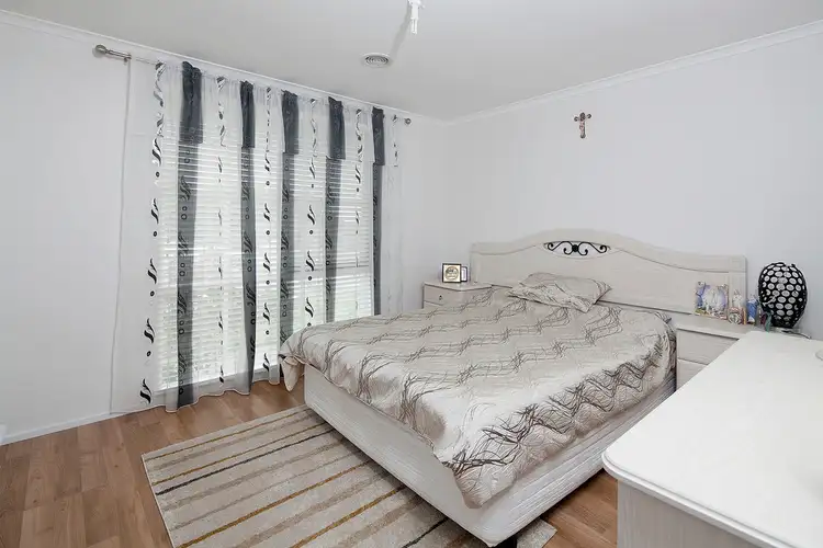 Seventh view of Homely house listing, 2 Smethurst Ave, Pakenham VIC 3810