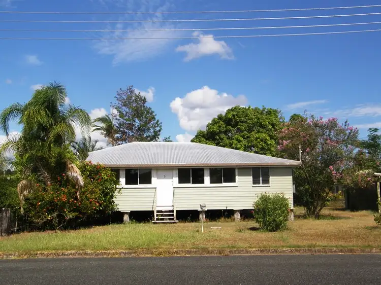 3 Barry, Proserpine QLD 4800