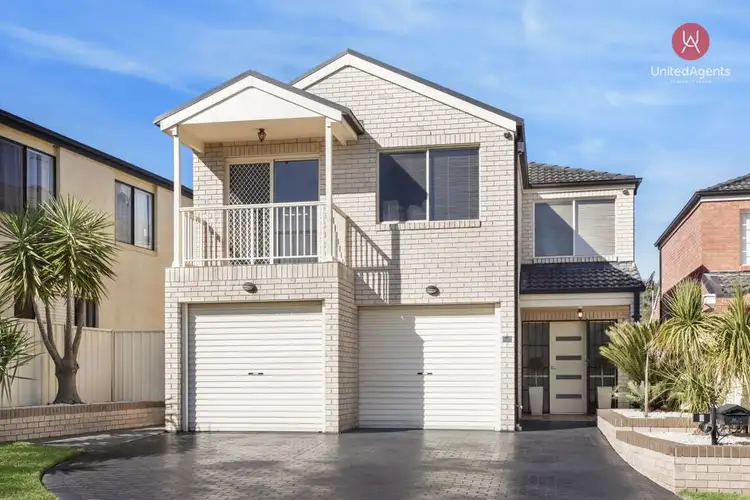 5 Saxon Place, Cecil Hills NSW 2171