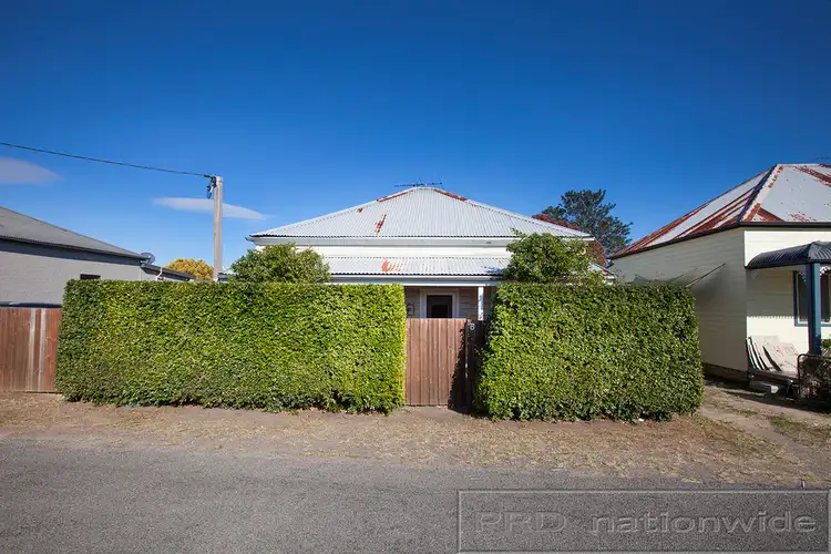 6 Lewis St, Greta NSW 2334