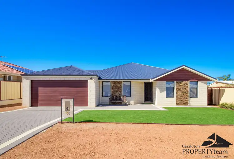 12 Tallarook Way, Waggrakine WA 6530