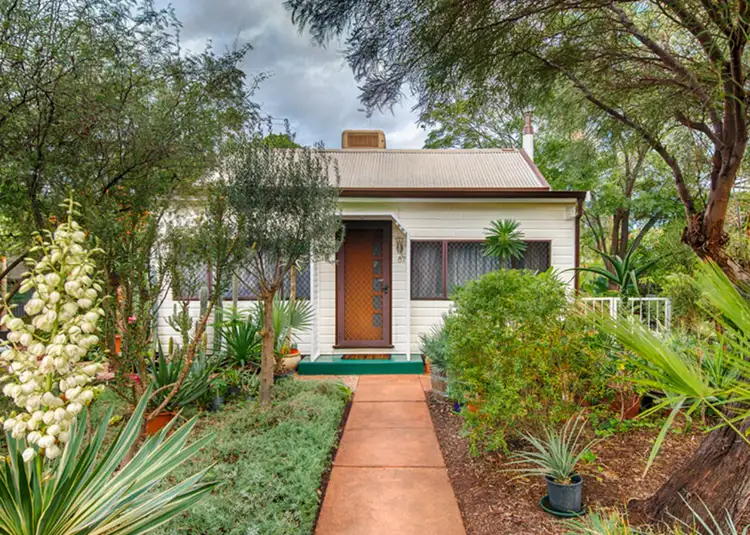 87 Lyall Street, Lamington WA 6430