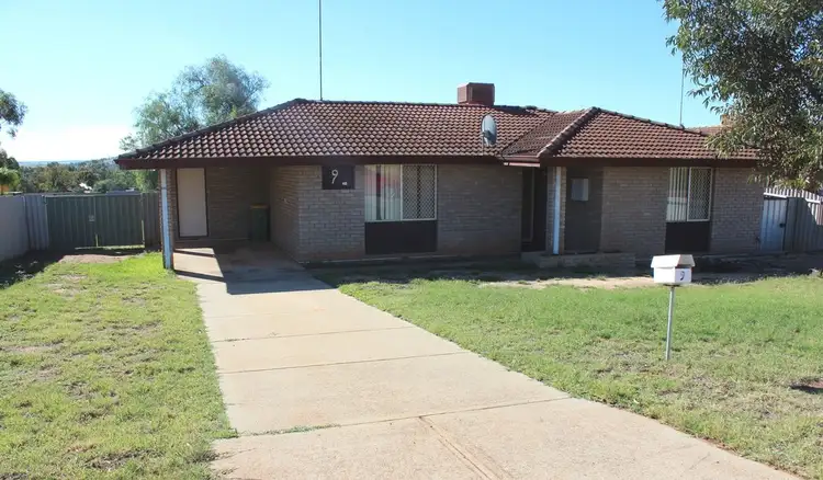 9 Throssell St, Northam WA 6401