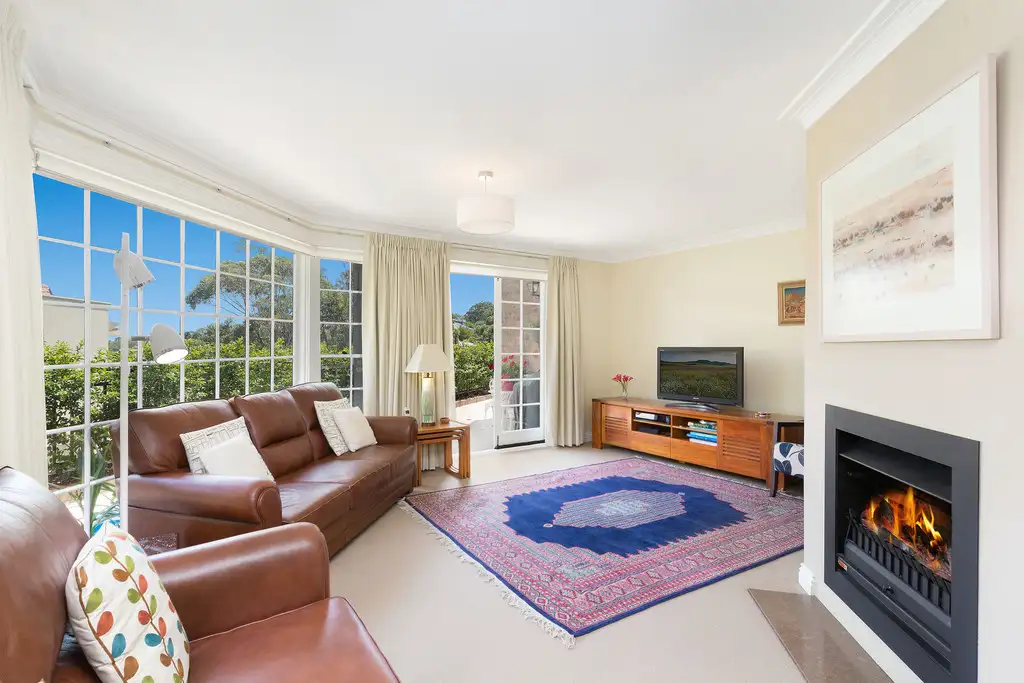 Main view of Homely apartment listing, 2/70 Milray Ave, Wollstonecraft NSW 2065