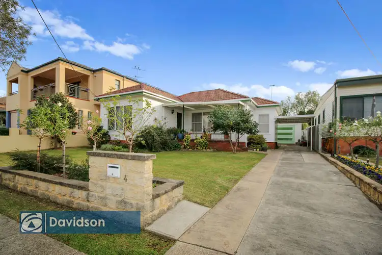 4 Donald Street, Picnic Point NSW 2213