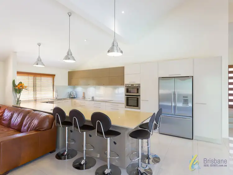 Sixth view of Homely house listing, 19 Satin Wood Place, Chapel Hill QLD 4069