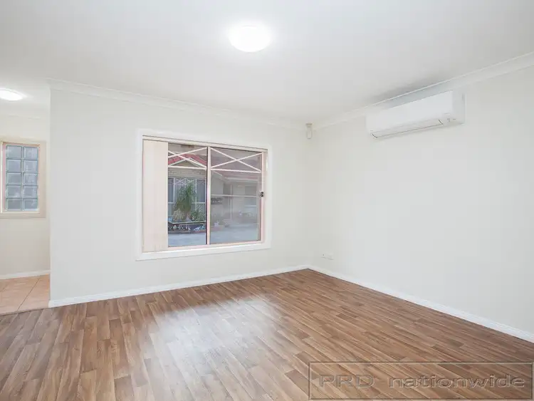 Second view of Homely house listing, 4/2a Justine Pde, Rutherford NSW 2320