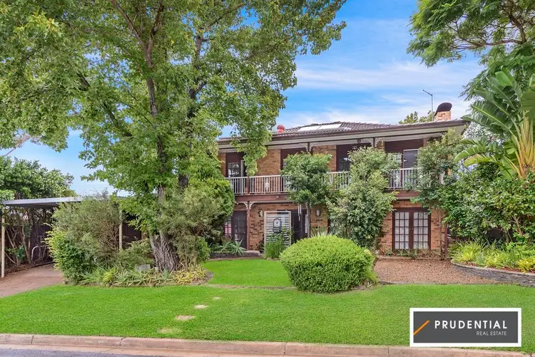 3 Karen Place, Ingleburn NSW 2565
