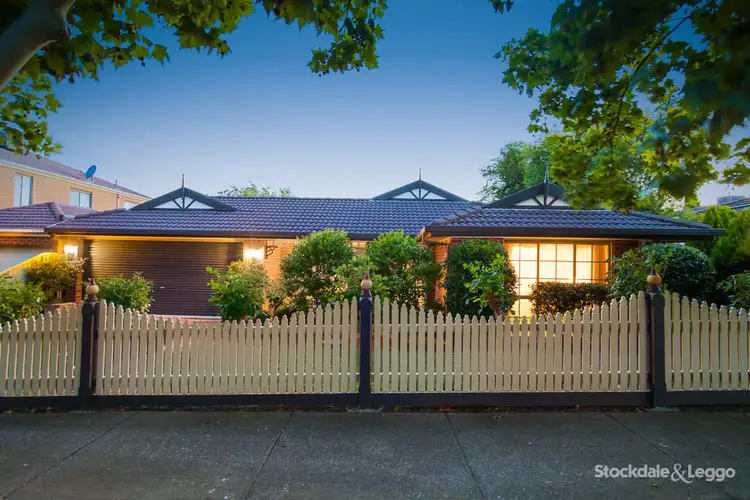 3 Chandos Place, Attwood VIC 3049