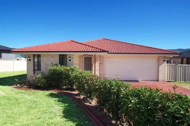 Main view of Homely house listing, 5 Falcon Drive, Tamworth NSW 2340