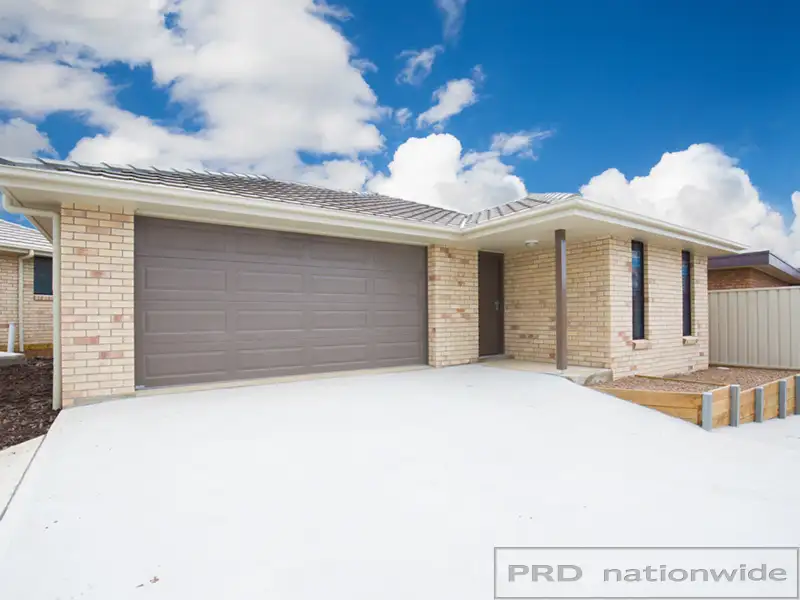 Main view of Homely house listing, 2/8 Byng Street, Tenambit NSW 2323