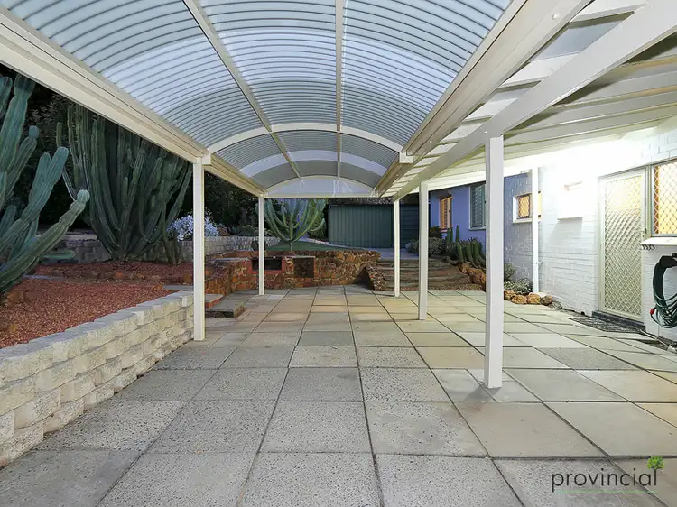 126 Lesmurdie Road, Lesmurdie WA 6076