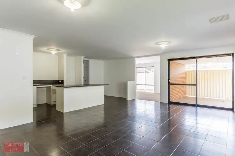1B Jarril Place, Koongamia WA 6056
